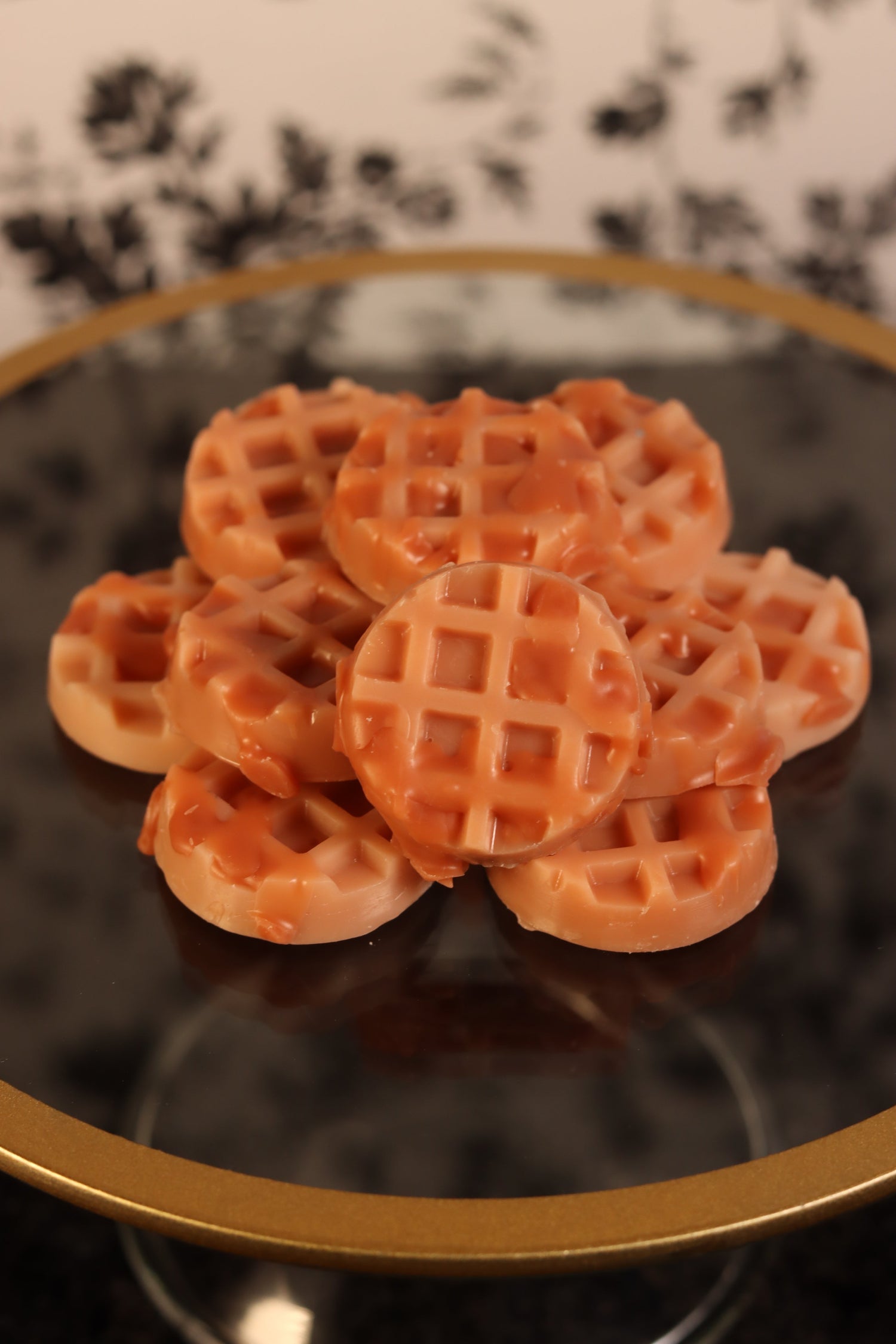 Golden brown waffles wax melt with darker golden brown wax syrup. 