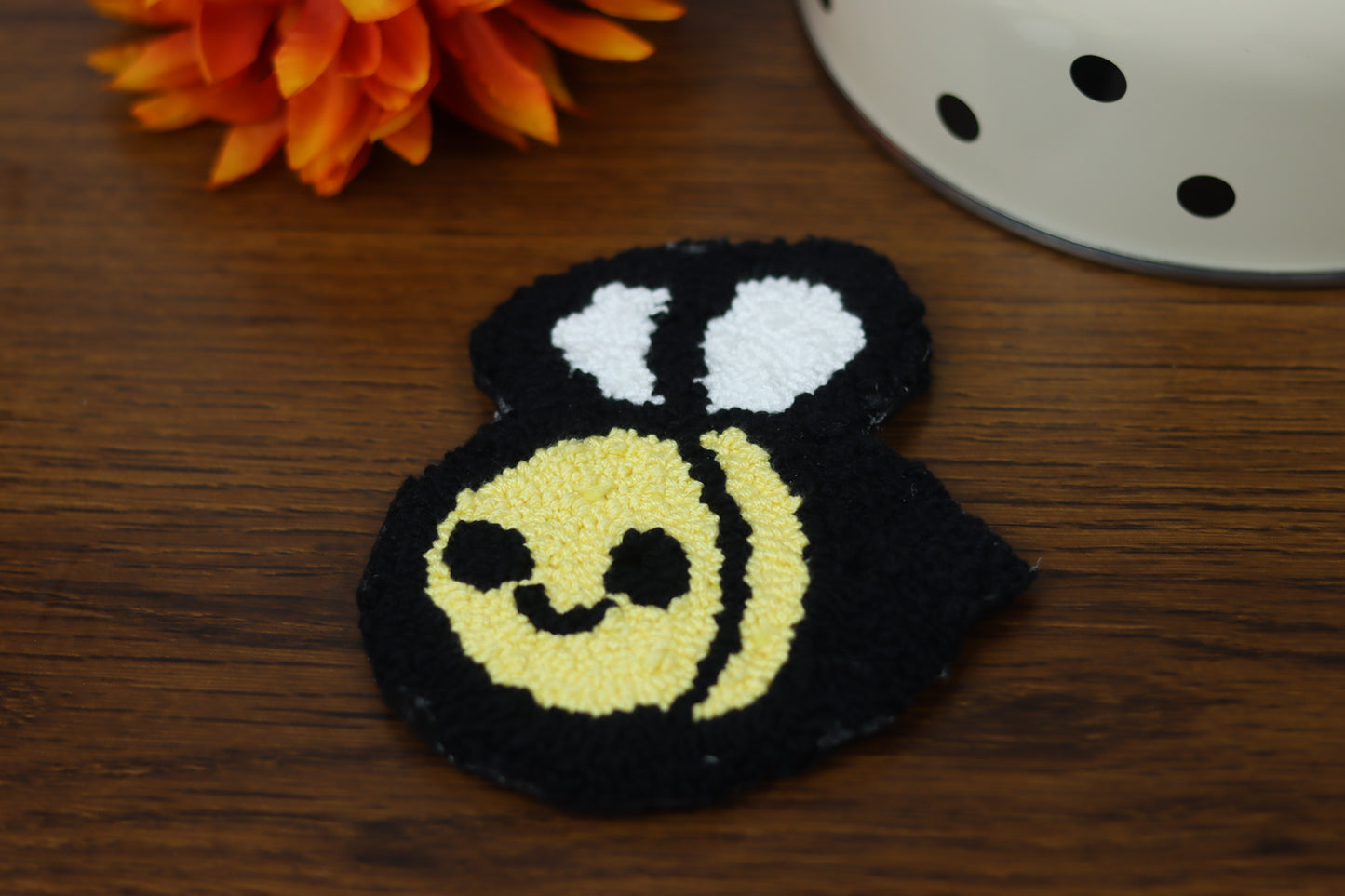 Bee Mug Rug