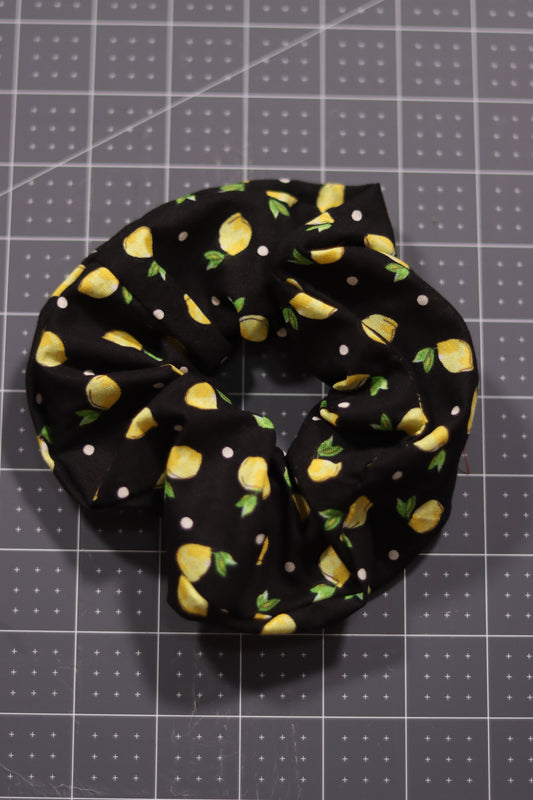 Lemons Scrunchie